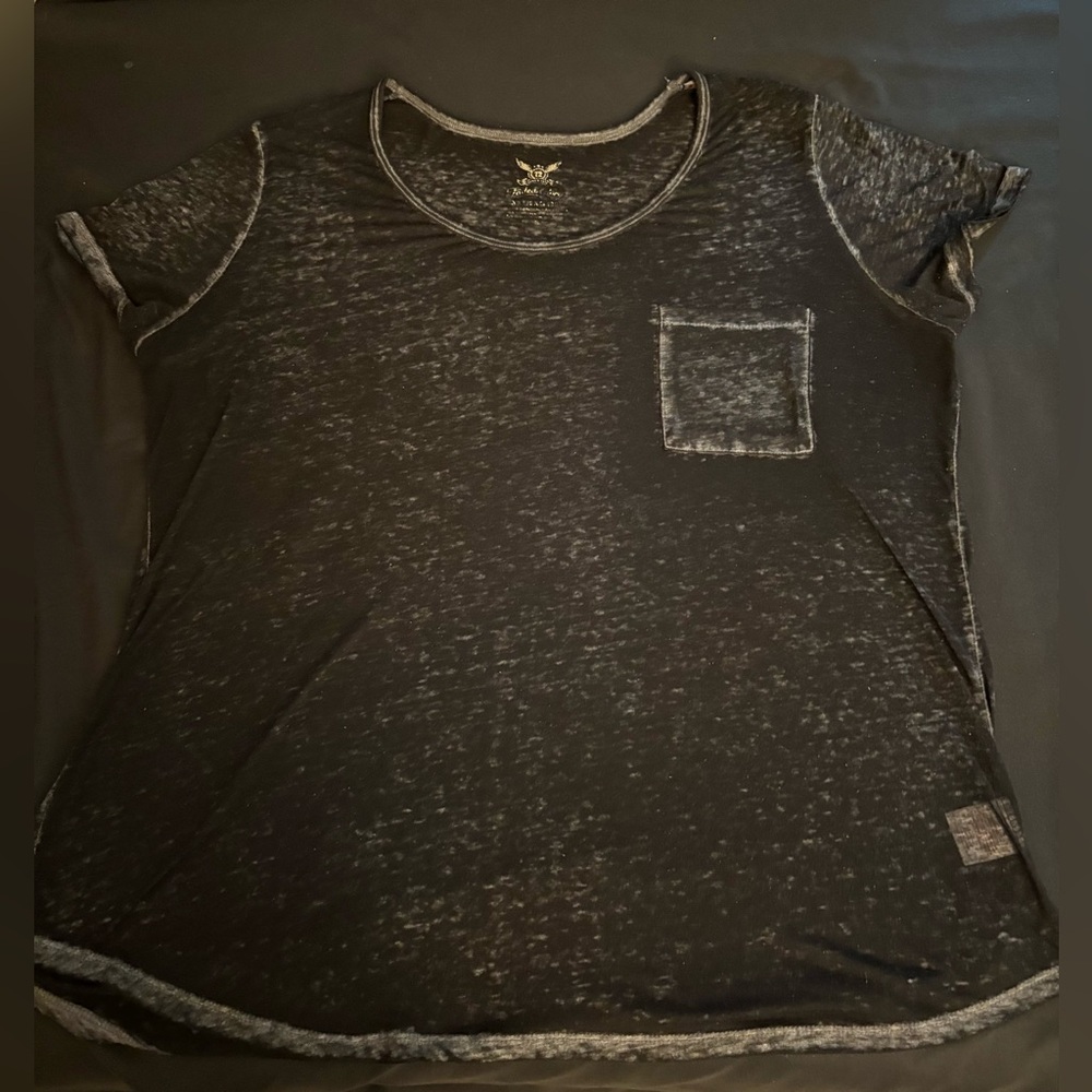 Women's Faded Glory burn out sheer and soft Black T-Shirt with Pocket in XXL 20